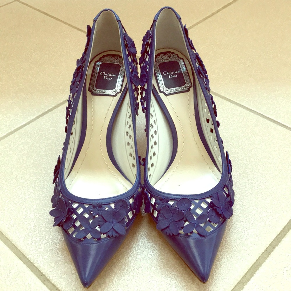 Dior Flower Embellished Leather Pumps Sz 37.5